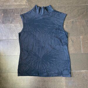 High neck tank